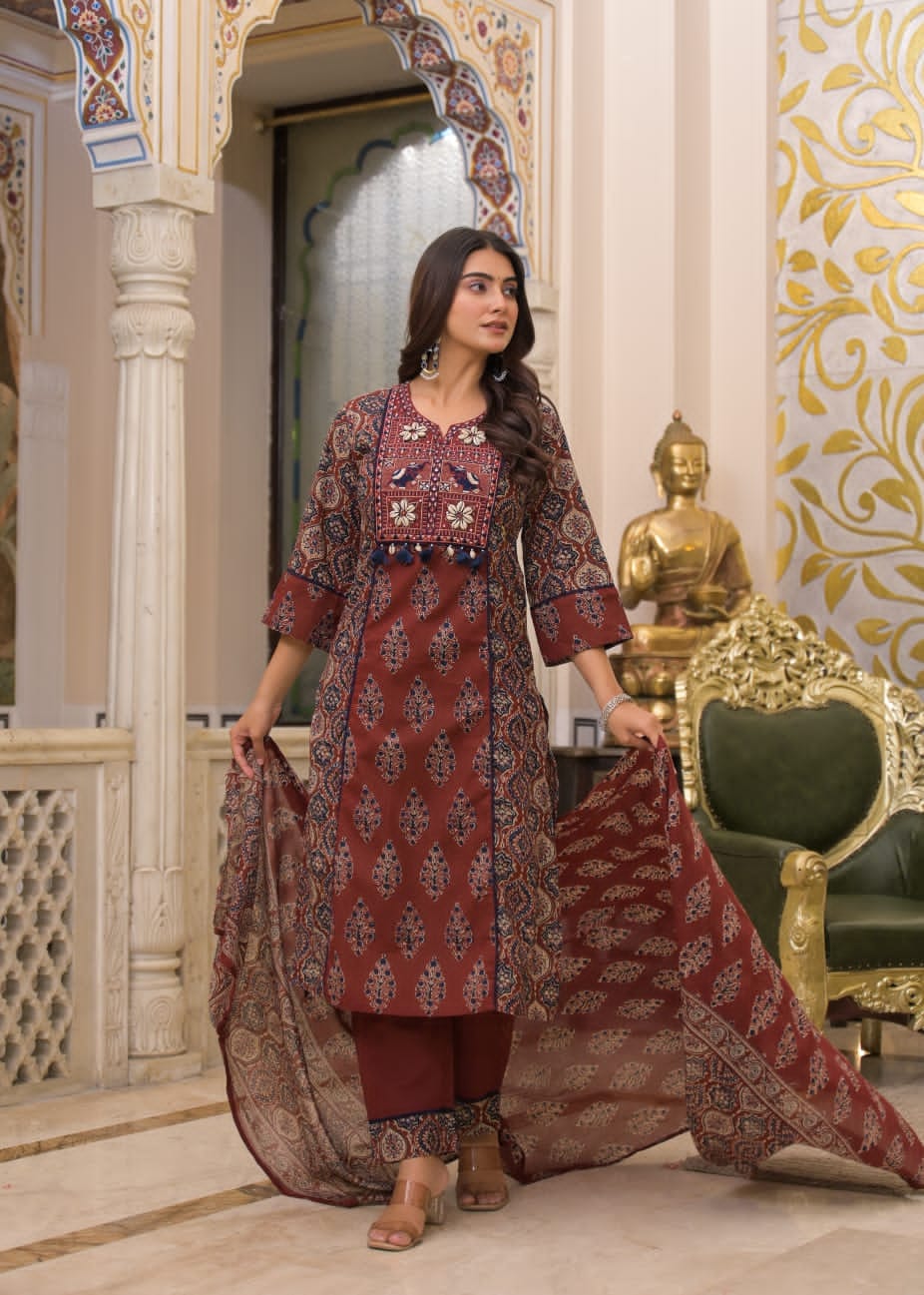 Cotton Suit Set with Embroidery Shell work