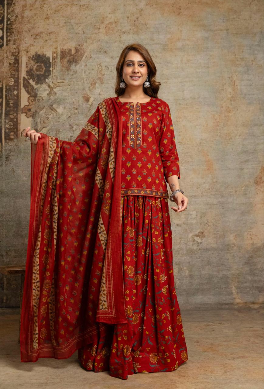 Red short kurti with floral skirt and dupatta – dupatta display pose