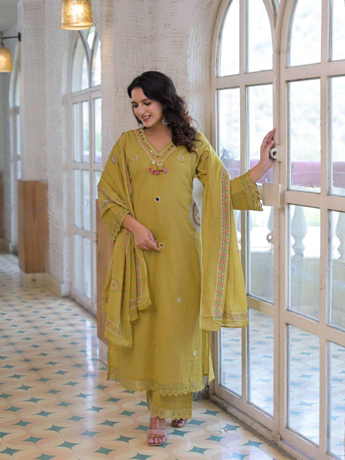 Mauve pink pure fabric suit – close-up scattered mirror butis on kurta body
