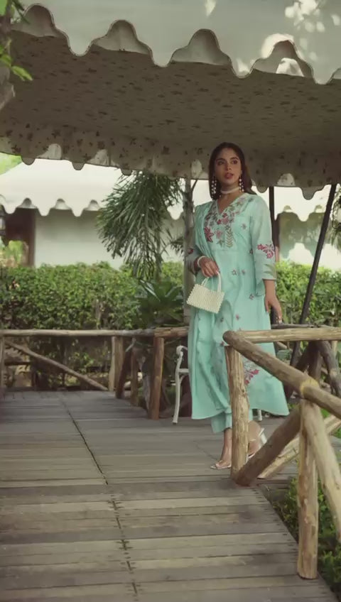 Mulchanderi Suit with lining