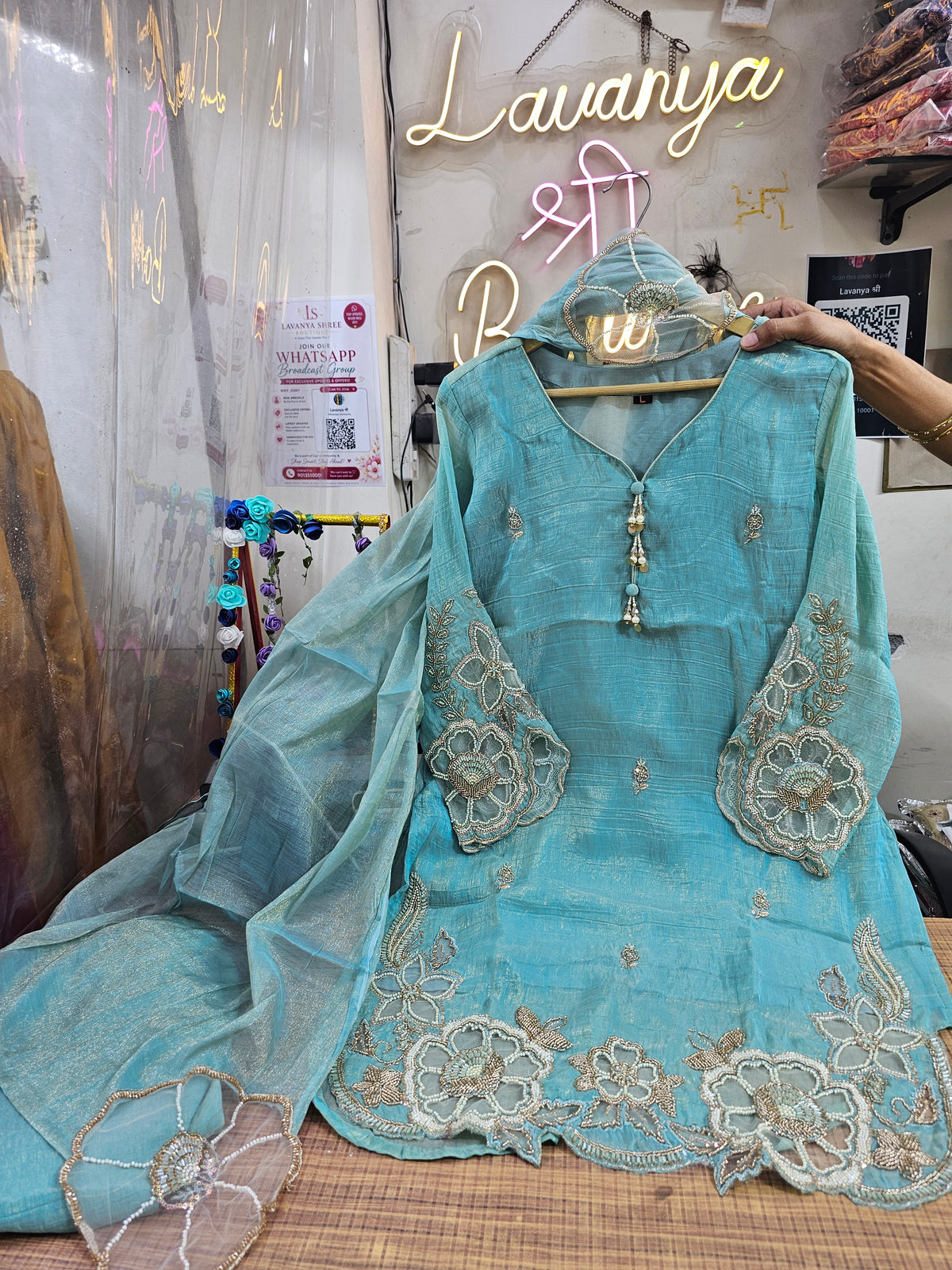 Salsa Fabric 3-Piece Suit with Lining & Cut Work Dupatta